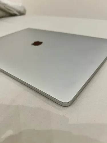 Macbook Pro 15 Touchbar 2018 I9, 560x, 32gb, 500gb $12k Cash