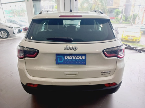 Imagem 9 de 10 de Jeep Compass Longitude Automático 2018 Branco