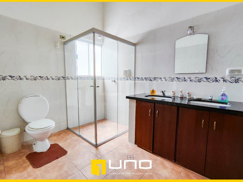 Imagen 9 de 17 de Amplia Casa En Venta Con Piscina Zona Avenida Alemana