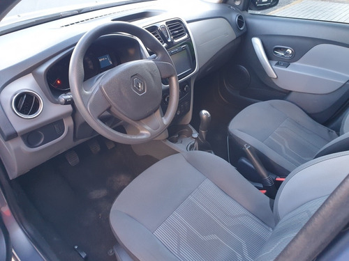 Imagen 5 de 9 de Renault Logan 1.6 Expression 85cv 2016