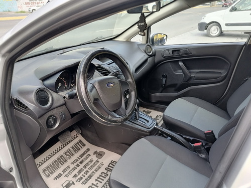 Imagen 6 de 6 de Ford Fiesta 2015 Automatico