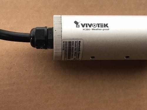 Cámara de seguridad Vivotek IP8331 C Series con resolución de 0.3MP 
