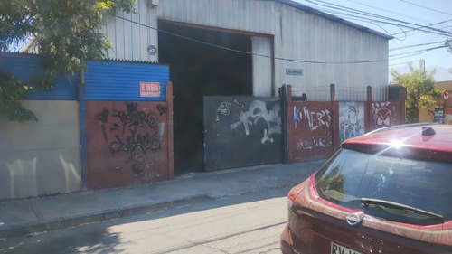 Galpon Amplio A Una Cuadra Gran Avenida 