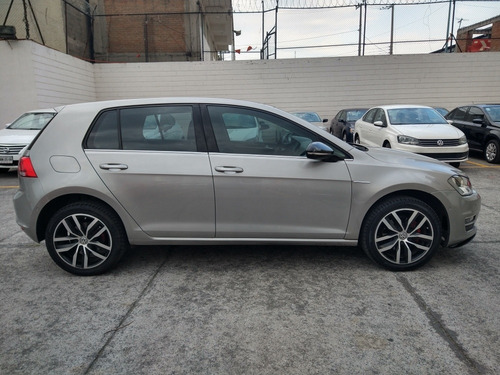 Imagen 2 de 13 de Volkswagen Golf 2017 1.4 Highline Dsg At