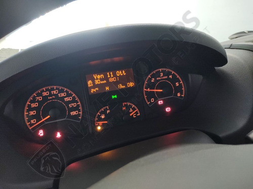 Imagen 20 de 25 de Peugeot Boxer Premium 2.2 Hdi 435mh 130 0km 2023
