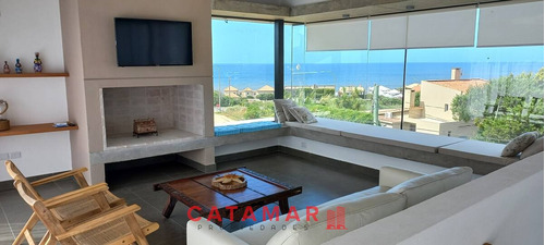 Casa Tres Dormitorios En Suite Piscina Parrillero A Metros Del Mar Manantiales Punta Del Este