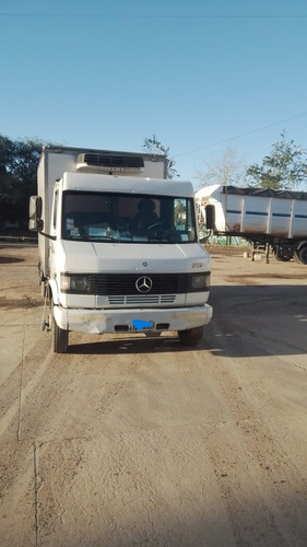 Unidad Equipada Con Caja Térmica Equipo De Frio Vigía De