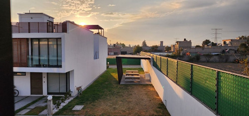 Invierte En Tu Futuro: Casa De Alta Calidad Cerca De Santa Fe