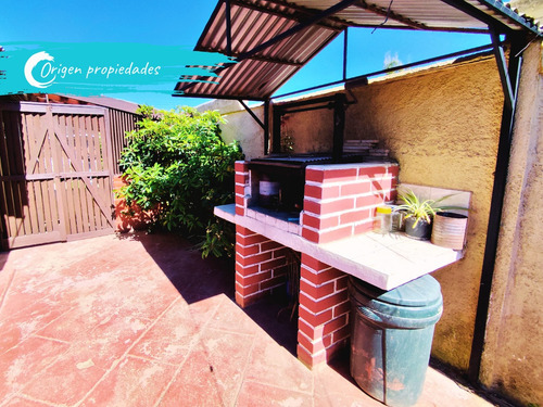 Casa A Cuadras Parque El Canelo, Barrio Turístico Algarrobo