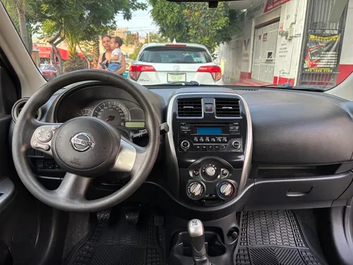Nissan March 1.6 Advance Mt