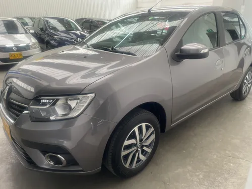 Renault Logan Zen Mt