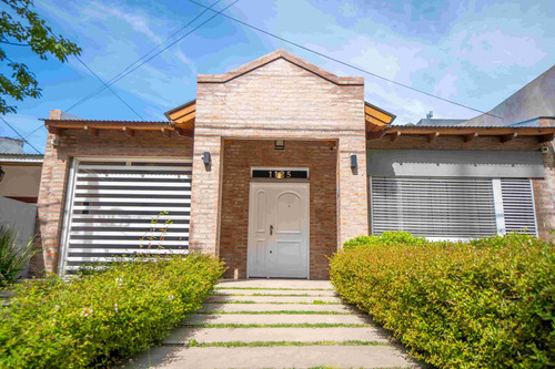 Casa En Venta - Palihue