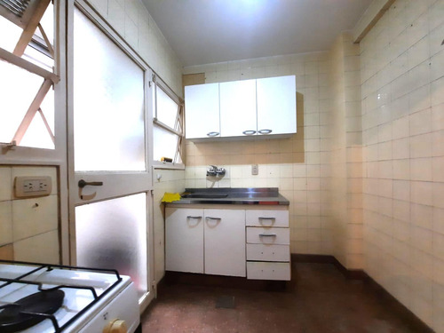 Apto Credito Venta Departamento 2 Ambientes Recoleta Hospital Alemán