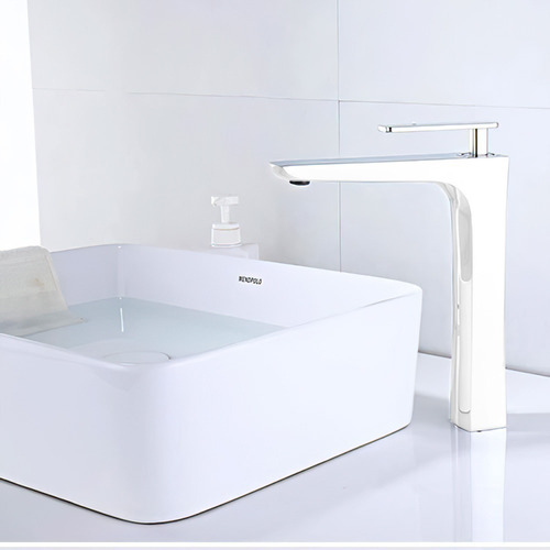Grifo Mezclador Para Lavabo Funcion Agua Fria Y Caliente Color AT4206HCW