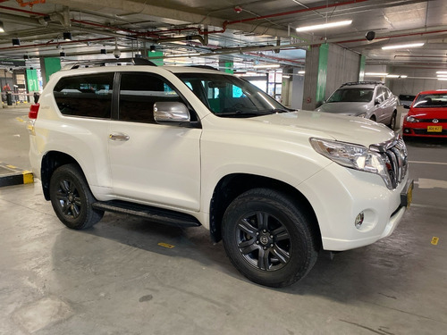 Imagen 13 de 25 de Toyota Prado