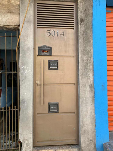 Casa Térrea Com 3 Cômodos Grandes 62,5m2 Fundos + Móveis