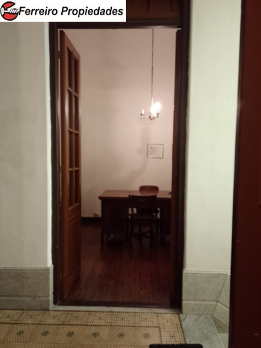 Imagen 21 de 30 de Casa Ph Pocitos Venta Al Frente 4 Dormitorios Cocina Baño Pallier Comedor Patio Buhardilla Y Azotea