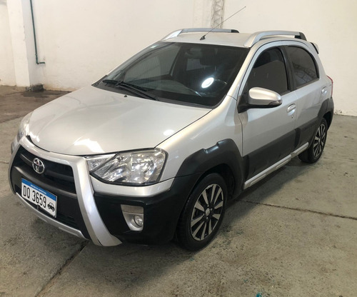 Toyota Etios 1.5 Cross