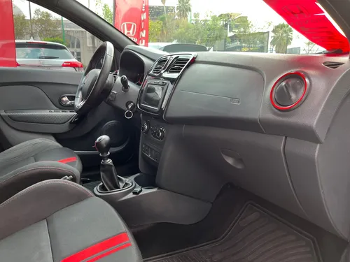 Renault Sandero 2.0 RS Mt