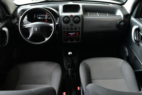 Imagen 8 de 15 de Peugeot Partner Patagonica 1.6 Hdi Vtc Plus 2019 - Car Cash