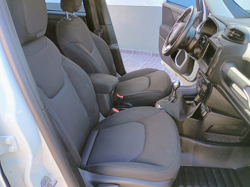 Jeep Renegade 1.8 Sport Plus