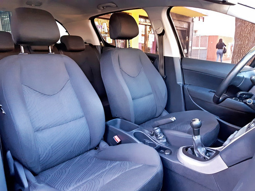 Imagen 18 de 22 de Peugeot 308 Active 2014 1.6 Excelente!
