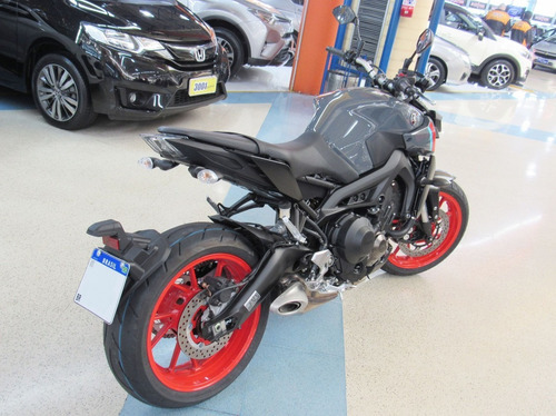 Imagem 2 de 15 de Yamaha Mt-09