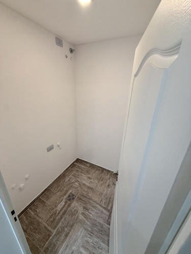 Departamento Dos Ambientes A La Venta En Lujan Centro