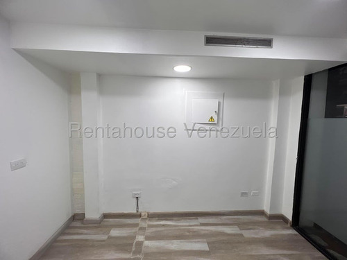 Local Comercial En Venta La Castellana Mls #25-18682 Bm