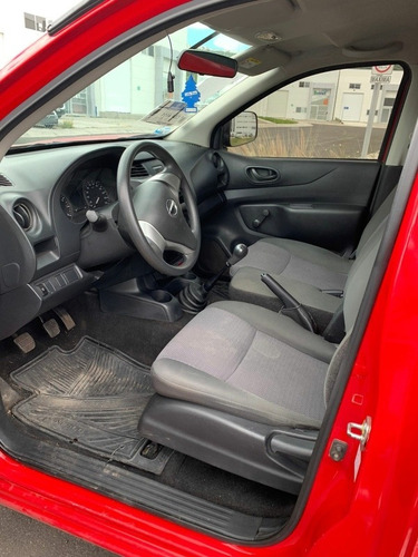 Imagen 3 de 7 de Nissan Np300 2019 2.5 Chasis Cabina Dh Pack Seg Mt