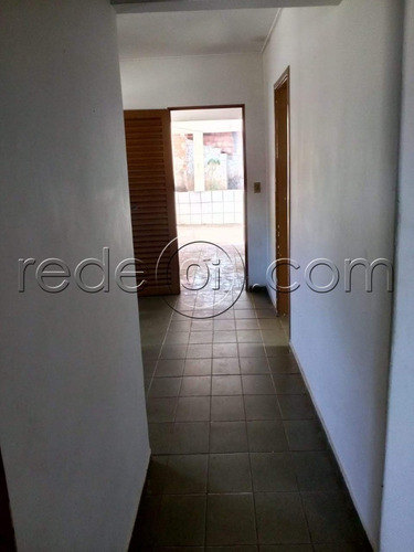 Imagem 6 de 10 de Casa 2 Quartos, 1 Banheiro, 1 Suíte, Sala, Cozinha, Área E Quintal. - Ca00307 - 69819535