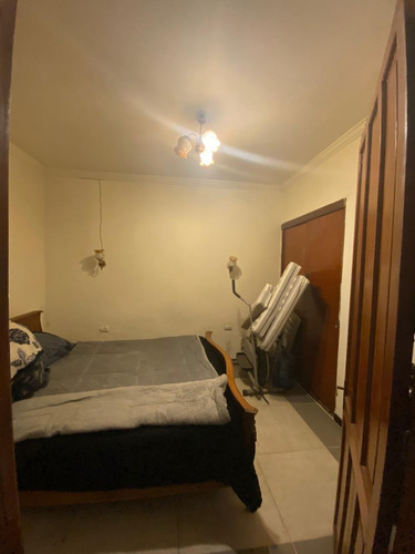 En Venta Casa. Un Piso, 4d, 2b, Comuna De Santiago
