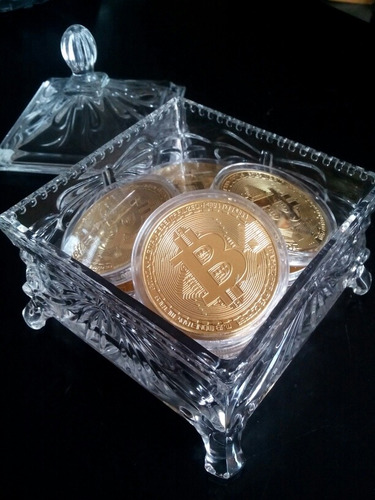 10 Monedas Coleccionables Bitcoin Chapeado Y Estuche De Lujo