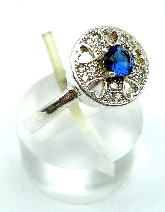 Anillo De Plata 925 Zafiro Azul Y Zafiros Blancos Corazones