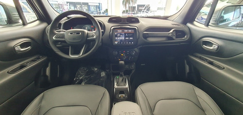 Imagen 7 de 17 de Jeep Renegade Serie S
