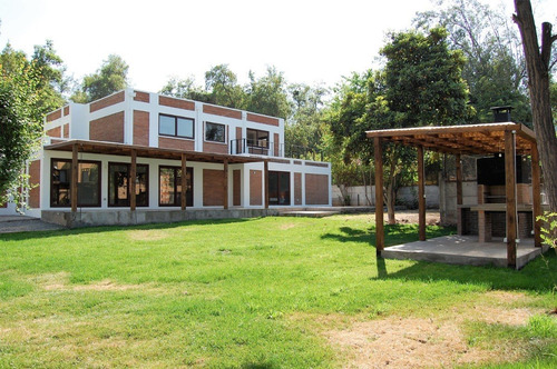 Imagen 4 de 30 de !!!! Nuevo Precio!!! Casa Estilo Mediterránea En La Reina!!!