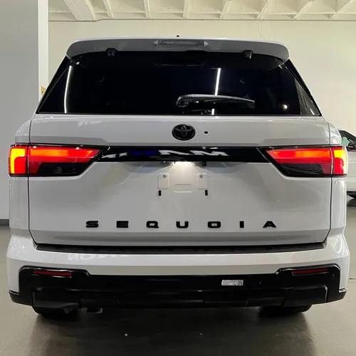 Toyota Sequoia 3.5 V6 Platinum
