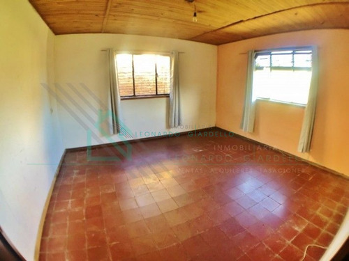 Imagen 7 de 13 de Colonia Del Sacramento - Casa De Sólida Construcción E Interesante Terreno
