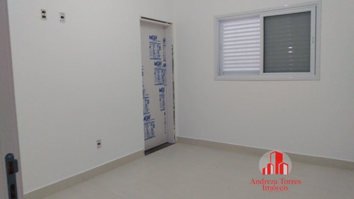 Casa À Venda No Bairro Piracangaguá - Taubaté/sp - 820