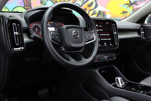 Volvo XC40 1.5 T5 Inscription Recharge (plug-in) 5p Hibrido