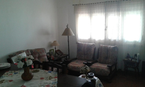 Imagen 4 de 8 de Casa Con Buen Lote