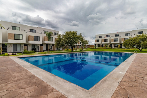 Imagen 3 de 25 de Departamento En Venta Con Aln¿berca A 90 Minutos De La Cdmx