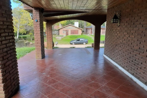 Imagen 24 de 27 de Importante Chalet De 5 Ambientes En Venta En Zona Norte Villa Gesell Todos Los Servicios