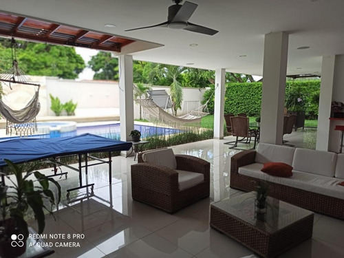 Casa Campestre En Arriendo/venta En Cali Pance