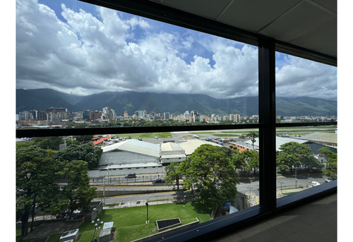 Chuao/cubo Negro/ofc 479m2/en Alquiler