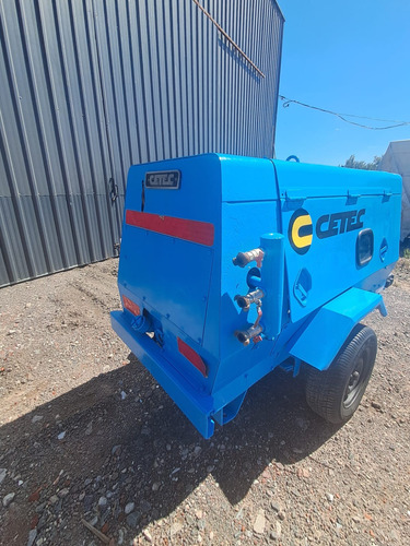 Tractor Ford 4600 Con Implemento Montacargas/pala Envíos