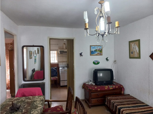 Faro; Chalet Chico S/ Diag.v.sarsfield