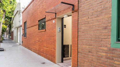 Imagen 9 de 30 de Galpon,ph,taller,oficina, Boedo,248 M2, Patio