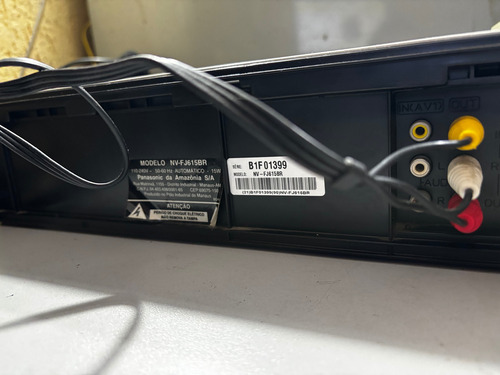 Vídeo Cassete Panasonic Nv-fj615 7head Hi-fi Top De Linha ! Prateado (Usado)