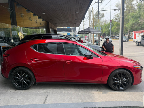 Mazda Mazda 3 2.5T Signature Hatchback At